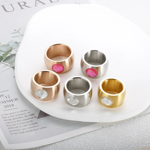 Western Style Stainless Steel Wide Band Ring For Women Brushed Gold Silver Rose Gold Plated Rhinestone Statement Finger Ring