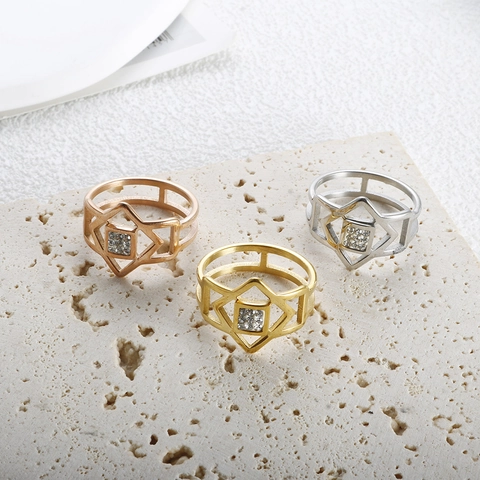 Minimalist Stainless Steel Rhombus Geometric Ring For Women Hollow Design Rhinestone Niche Style Fashion Jewelry Finger Ring