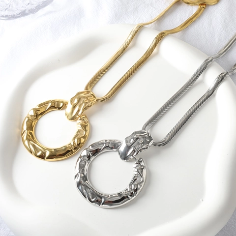 Stainless Steel Irregular Hammered Circle Necklace And Earrings For Women Minimalist Lava Texture Geometric Jewelry Gold Silver