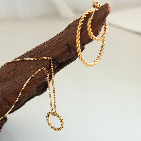 Vintage Titanium Steel Twisted Rope Necklace And Earrings 18K Gold Plated Geometric Circle Pendant Jewelry For Women Party