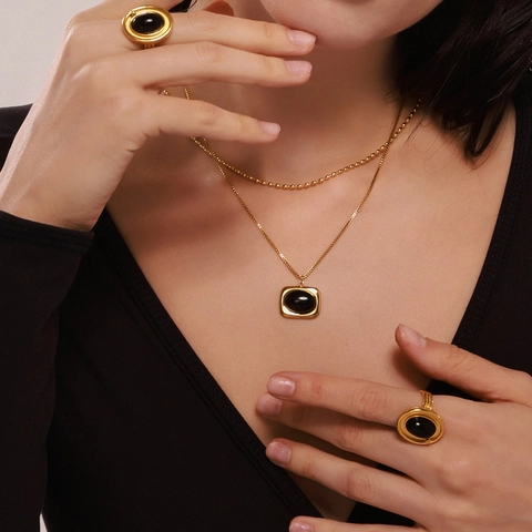 Retro Schwarzer Achat Quadratische Halskette Und Ohrstecker Vergoldet Versilbert Edelstahl Schmuck Für Damen Alltag