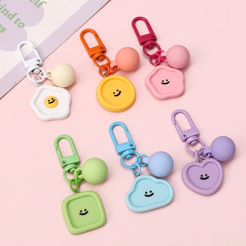 Llavero de Resina con Cara Sonriente Linda Color Macaron Caramelo Forma Geométrica Nube Corazón Amuleto para Bolso Accesorio DIY Regalo
