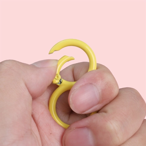 Alloy Multicolor Spray Painted Figure-8 Keychain Spring Buckle S-Shaped Carabiner Hook For DIY Jewelry Bag Charm Accessories