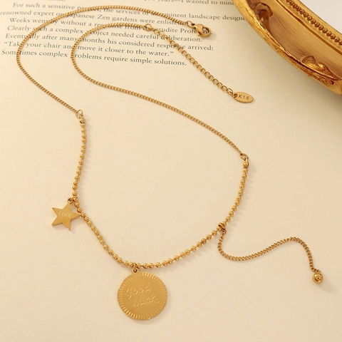 Minimalistische Titanstahl Stern Runde Münze Anhänger Halskette Für Damen Gravierte Good Luck Anhänger Schmuck Vergoldete Kette