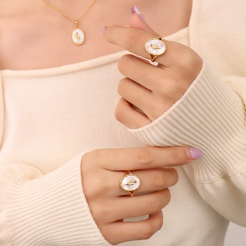 Anello Aperto in Rame Placcato Oro Vintage Francese Per Donna Elegante Conchiglia Bianca Intarsio Tulipan Rilievo Regolabile Gioielli