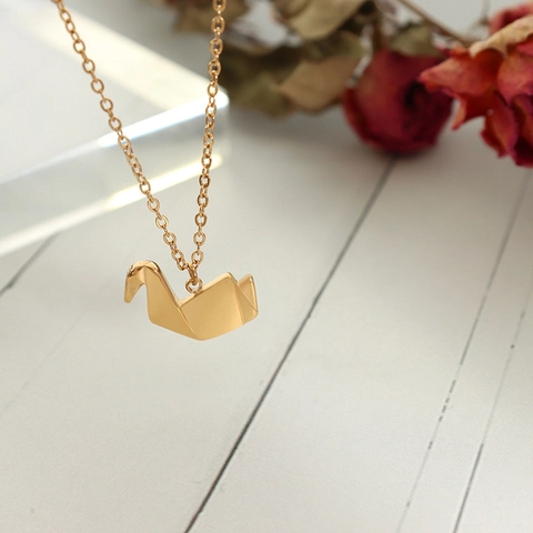 Minimalistische Origami Papieren Kraanvogel Hanger Ketting Voor Dames Verguld Titaniumstaal Geometrische Zwaan Sleutelbeenketing Sieraden