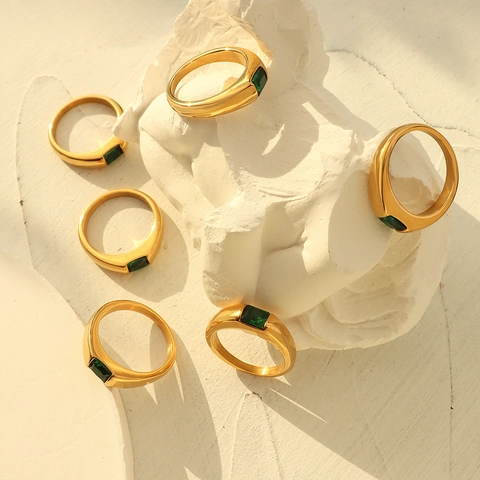Emerald Cut Green Zircon Ring Stainless Steel 18K Gold Plated French Vintage Chic Jewelry For Women Non Tarnish