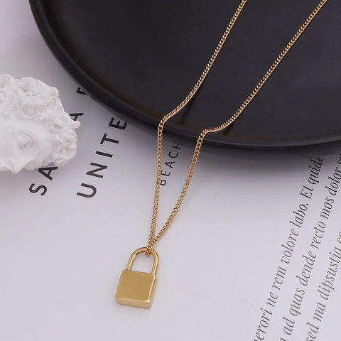 Titanium Steel Padlock Pendant Necklace For Women 18K Gold Plated Minimalist Choker Clavicle Chain Jewelry Gift