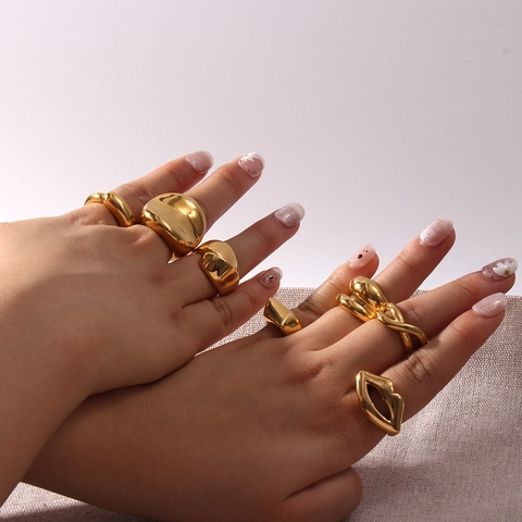 Anello Geometrico in Acciaio Inossidabile Placcato Oro 18K Minimalista Onda Labbra Luna Irregolare Impilabile Anello Chunky Gioielli Donna Regalo