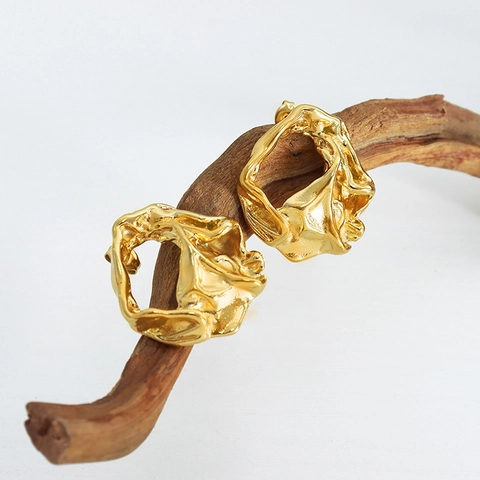 Unregelmäßige Lava Textur Ohrringe Titanstahl Geometrisch Hohl Geprägt Farbecht Für Damen Mode Schmuck