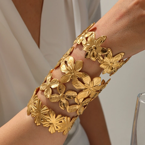 Vintage Bracciale a Polsino Aperto in Acciaio Inossidabile Placcato Oro 18K per Donna Bohemian Fiore Foglia Gioielli