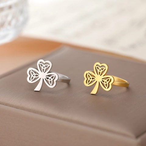 Bague Ouverte en Acier Inoxydable Nœud Celtique Trèfle pour Hommes Femmes Vintage Ajouré Feuille de Chance Bijoux Cadeau