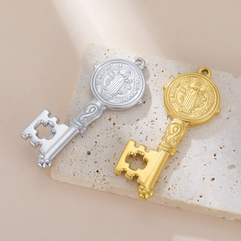 Vintage Stainless Steel Saint Benedict Medal Key Pendant Heart Miraculous Medal Connector For DIY Jewelry Making Gift