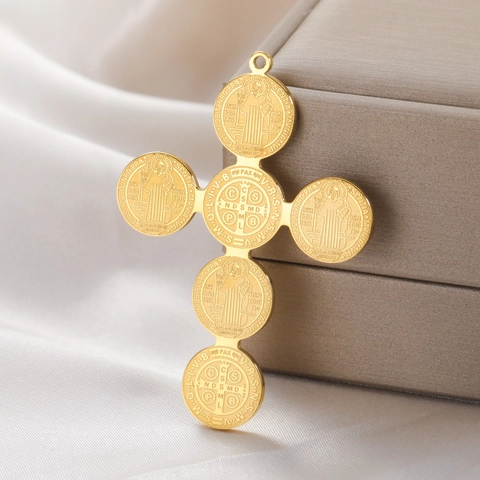 Ciondolo Croce Medaglia di San Benedetto in Acciaio Inossidabile Charm Crocifisso Religioso per Creazione Gioielli Oro Acciaio