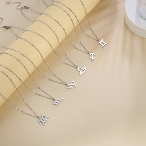 Collier en Acier Inoxydable 12 Signes du Zodiaque pour Femme Plaqué Or 18K Pendentif Astrologie Personnalisé Bijoux Minimalistes Cadeau