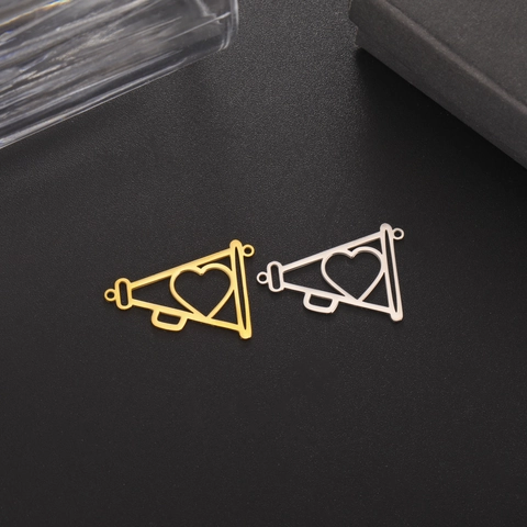 Ciondoli in Acciaio Inossidabile a Forma di Megafono con Cuore Traforato Accessori per Gioielli Fai da Te per Collane Bracciali Oro Argento