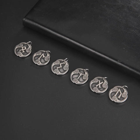 Retro Nordic Viking Rune Pendant Alloy Antique Silver Celtic Scrollwork Circular Rune Letter Charms For Jewelry Making DIY Craft