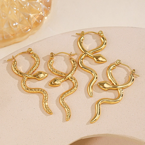 Women Vintage Gold Plated Stainless Steel Snake Hoop Earrings Trendy Animal Shaped Textured Smooth Earrings Jewelry Gift