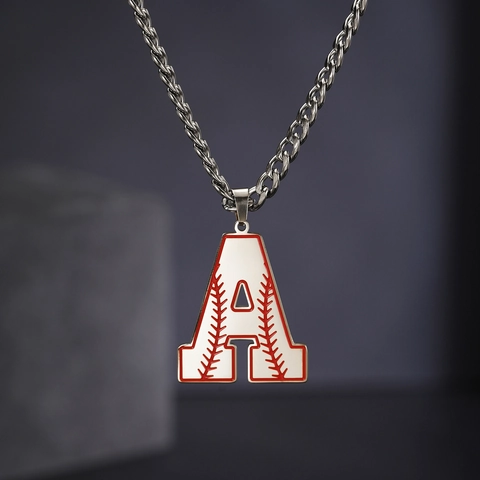 Collier Pendentif Lettre Initiale avec Coutures de Baseball pour Hommes Femmes en Acier Inoxydable Chaîne Maille Cubaine