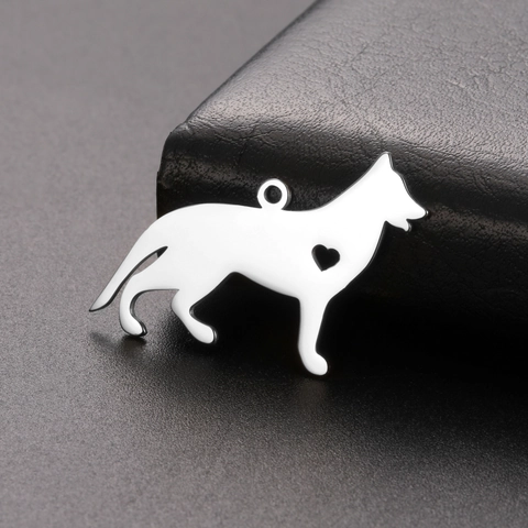 Colgante de Perro Lobo de Acero Inoxidable Con Corazón Hueco Chapado en Oro Plata Amuleto de Animal Para Collar DIY