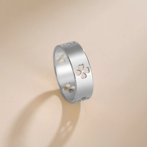 Minimalist Stainless Steel Hollow Out Clover Ring For Women Men Lucky Jewelry Finger Ring Gift Gold Silver Color