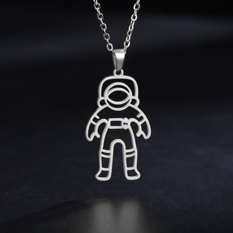 Minimalist Stainless Steel Astronaut Pendant Necklace Hollow Spaceman Spacewalk Jewelry Gift For Men Women Silver Gold Plated Outer Space Theme Jewelry