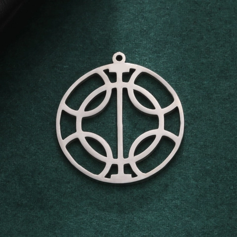 Stainless Steel Hollow Geometric Overlapping Circles Pendant Round Cutout Charm For Necklace DIY Jewelry Making Women Accessory