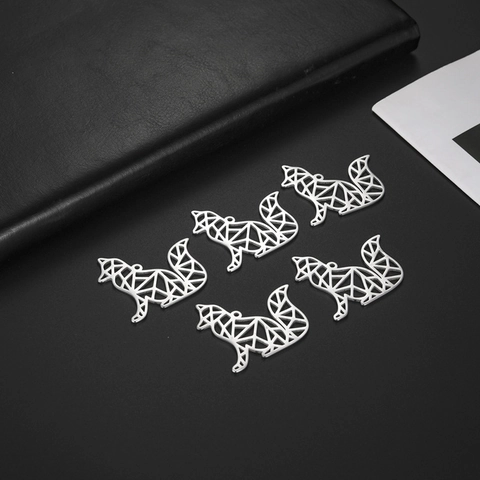 Ciondoli a Forma di Volpe Geometrica in Acciaio Inossidabile Ciondoli a Struttura Cava per Creazione di Gioielli DIY Accessori Portachiavi Donna Uomo Gioielli