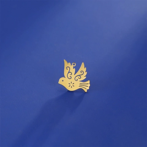 Stainless Steel Bird Pendant For DIY Jewelry Making Hollow Out Peace Dove Charms Gold Silver Plated Jewelry Accessories Handmade Materials