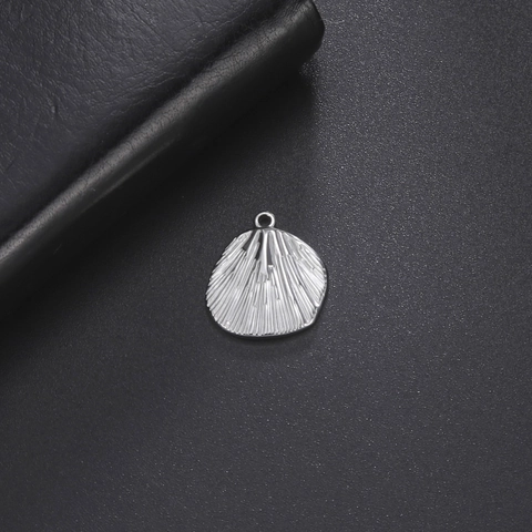 Stainless Steel Shell Fan Shaped Pendant With Radial Texture Irregular Round Tag DIY Jewelry Making Accessory For Women