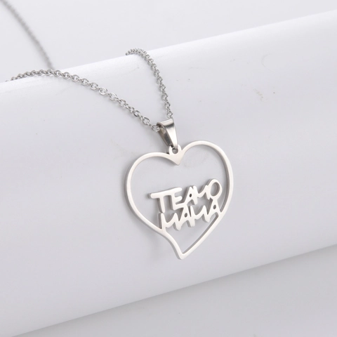 Collana con Ciondolo a Cuore Traforato in Acciaio Inossidabile TE AMO MAMA Collana con Lettera Regalo per la Festa della Mamma Donna Gioielli