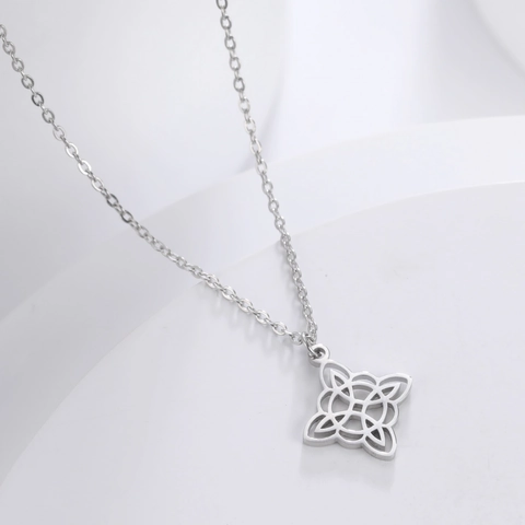 Halskette Aus Edelstahl Mit Keltischem Knoten Anhänger Retro Geometrische Ausgehöhlt Hexenknoten Schmuck Kette Für Damen Herren
