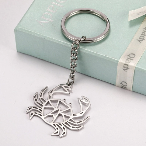 Niedlich Edelstahl Krabbe Schlüsselanhänger Geometrisch Ausgeschnitten Buchstabe A Tier Anhänger Silber Metall Schlüsselring Für Tasche Dekoration Lässig Täglich Geschenk Unisex