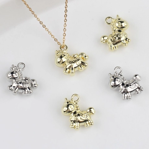 Ciondoli in Lega a Forma di Cavallo Unicorno Placcati Oro Argento Ciondoli Animali per Collane Bracciali Orecchini Fai-da-te