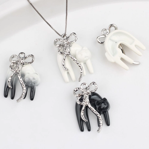 Zinklegering Kat Strik Hanger Geëmailleerde Dierlijke Charms Voor DIY Ketting Armband Oorbellen Sieraden Maken Accessoires