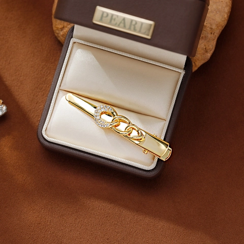 Elegante Fermaglio per Capelli in Rame con Zirconia e Maglia di Catena Donna Oro 14K Becco d'Anatra Accessorio Geometrico