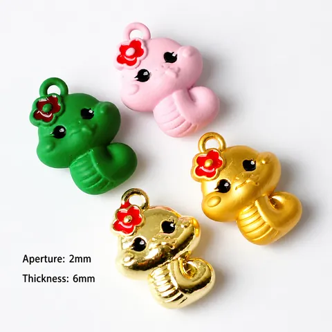 Lindos Colgantes de Esmalte de Aleación de Serpiente de Dibujos Animados para Joyería DIY Collar Pulsera Dijes de Animales del Zodiaco