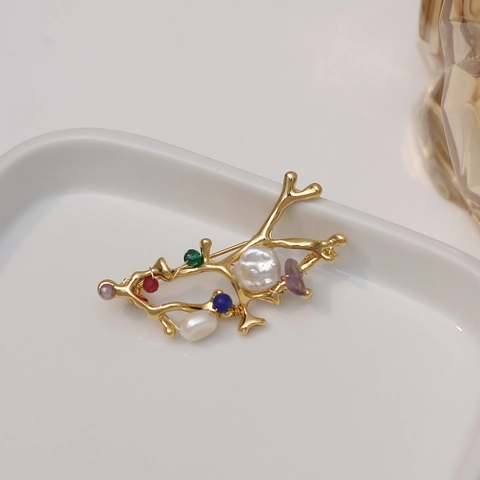 Vintage 18K Gold Plated Copper Brooch With Freshwater Pearl Multi Color Natural Stone Tree Branch Coral Shape Jewelry