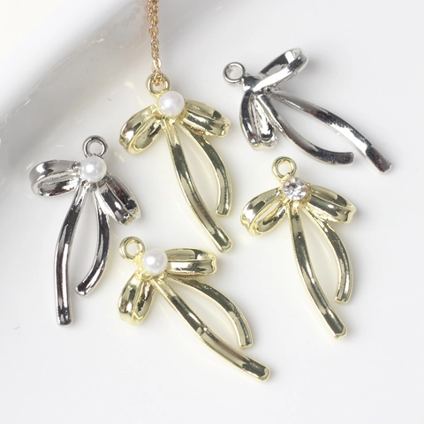Colgante en Forma de Lazo de Aleación Con Perla Artificial Diamantes de Imitación para DIY Collar Pulsera Mujer Joyería