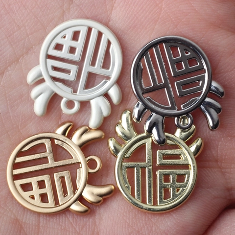 Hollow Alloy Fu Character Antler Round Pendant DIY Jewelry Accessories For Necklace Bracelet Electroplated Charm Metal Craft Supplies