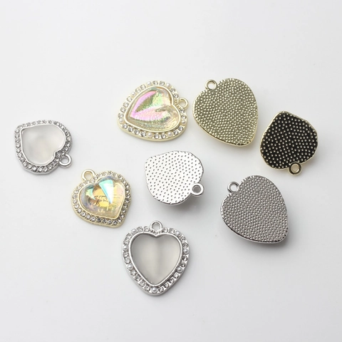 Herzanhänger Aus Legierung Und Harz Mit Strass Und Künstliche Perle Rand Für DIY Ohrringe Halskette Schmuckherstellung