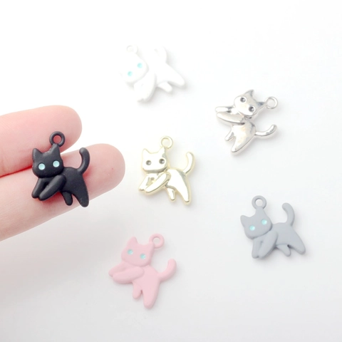 Mignons Pendentifs en Forme de Chat en Alliage de Zinc Colorés Peints Accessoires de Bijoux DIY pour Collier Boucles d'Oreilles Bracelet