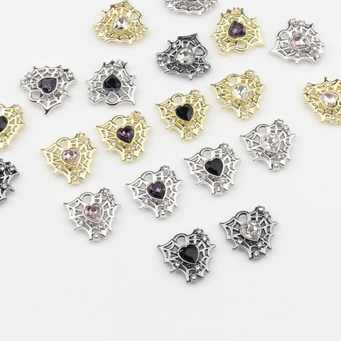 Gothic Heart Spider Web Jewelry Pendant Zinc Alloy Mesh Hollow Rhinestone Charms For DIY Necklace Bracelet Making Women Halloween Accessories