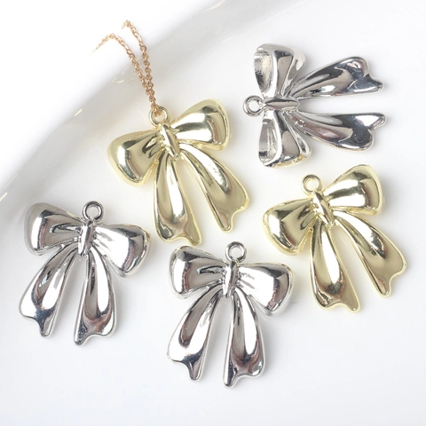 Moda Fiocco in Lega Nastro Ciondolo Argento Oro Placcato DIY Gioielli Making Accessori per Collana Bracciale Donna