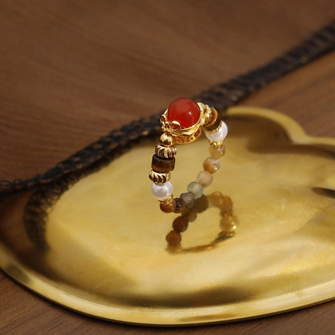 Vintage Court Style Copper Beaded Ring With Red Agate Tiger Eye Stone Artificial Pearl Adjustable Elastic Ring For Women