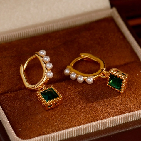 Vintage French 18K Gold Plated Copper Earrings Emerald Green Square Zirconia Artificial Pearl Women Fashion Jewelry