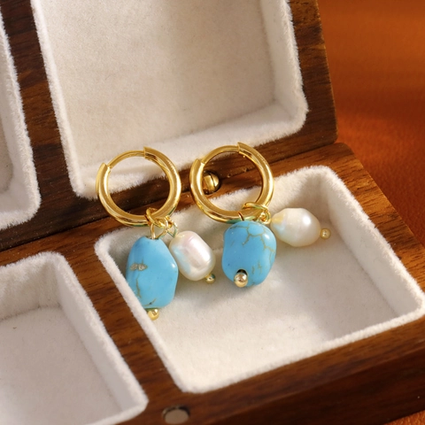 Pendientes de Aro de Cobre Vintage Francés con Turquesa Irregular y Perla de Agua Dulce para Mujer Pendientes Colgantes de Perla Barroca Dorada