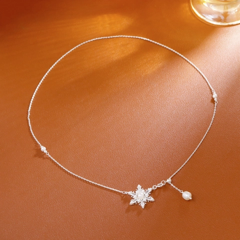 Koperen Sneeuwvlok Zoetwaterparel Zirconia Hanger Ketting Voor Vrouwen Mode Luxe Fonkelende Party Sieraden Sleutelbeenketing