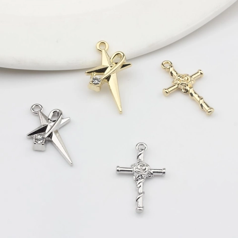 Pendentifs en Alliage de Zinc avec Strass Étoile Rose Croix pour Accessoires de Création de Bijoux DIY Or Argent Électroplaqués Charmes pour Boucles d'Oreilles Collier