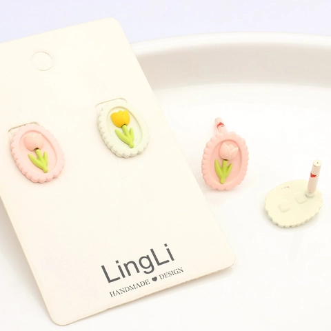 Vintage Tulip Flower Stud Earrings Retro Zinc Alloy Electroplated 3D Relief Small Fresh Style Jewelry For Women Girls